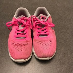 Nike Free RN running sneakers.Excellent condition